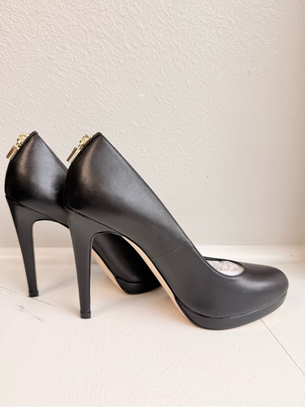 MICHAEL Michael Kors Black Leather Platform Stiletto Pumps